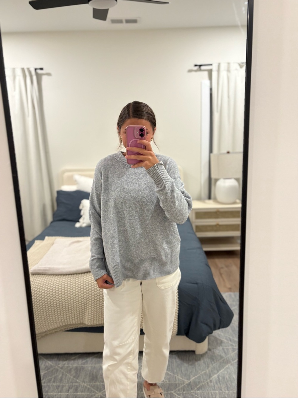 Aerie Grey Knit Crewneck Sweater Size Small